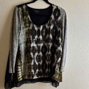 Citron Women's Tunic Top- Black, Olive, and Gray